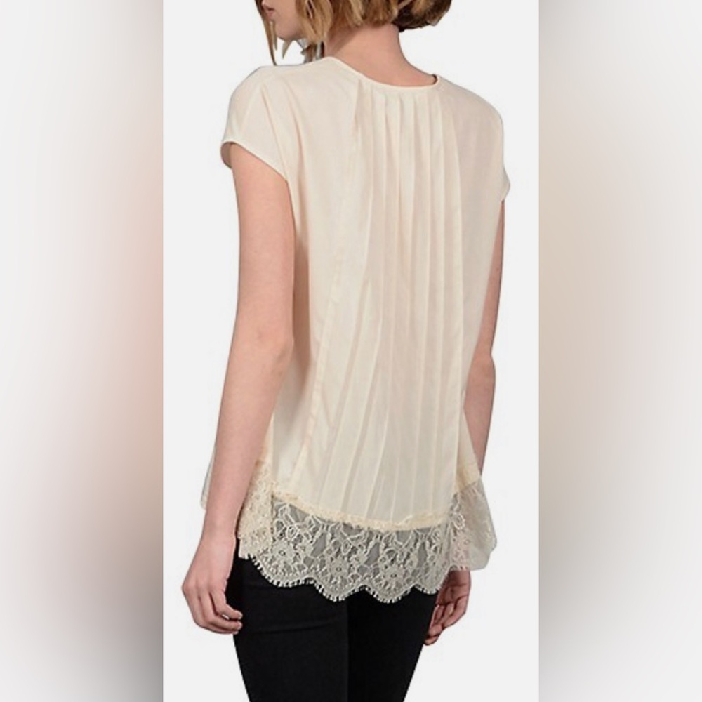 Molly Bracken Knit Top w Pleated Back and Lace Detailing, Cream, sz XS - Picture 3 of 15